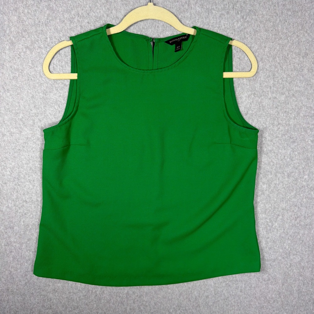Banana Republic Green Sleeveless Shell Blouse Keyhole Back Petite Medium MP